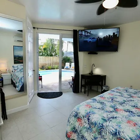 Fantasy Island Inn, Caters To Men Wilton Manors Exterior photo
