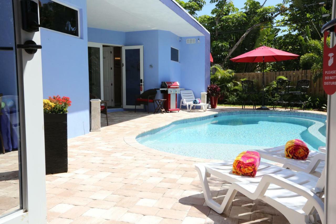 Bed & Breakfast Fantasy Island Inn, Caters To Men Wilton Manors